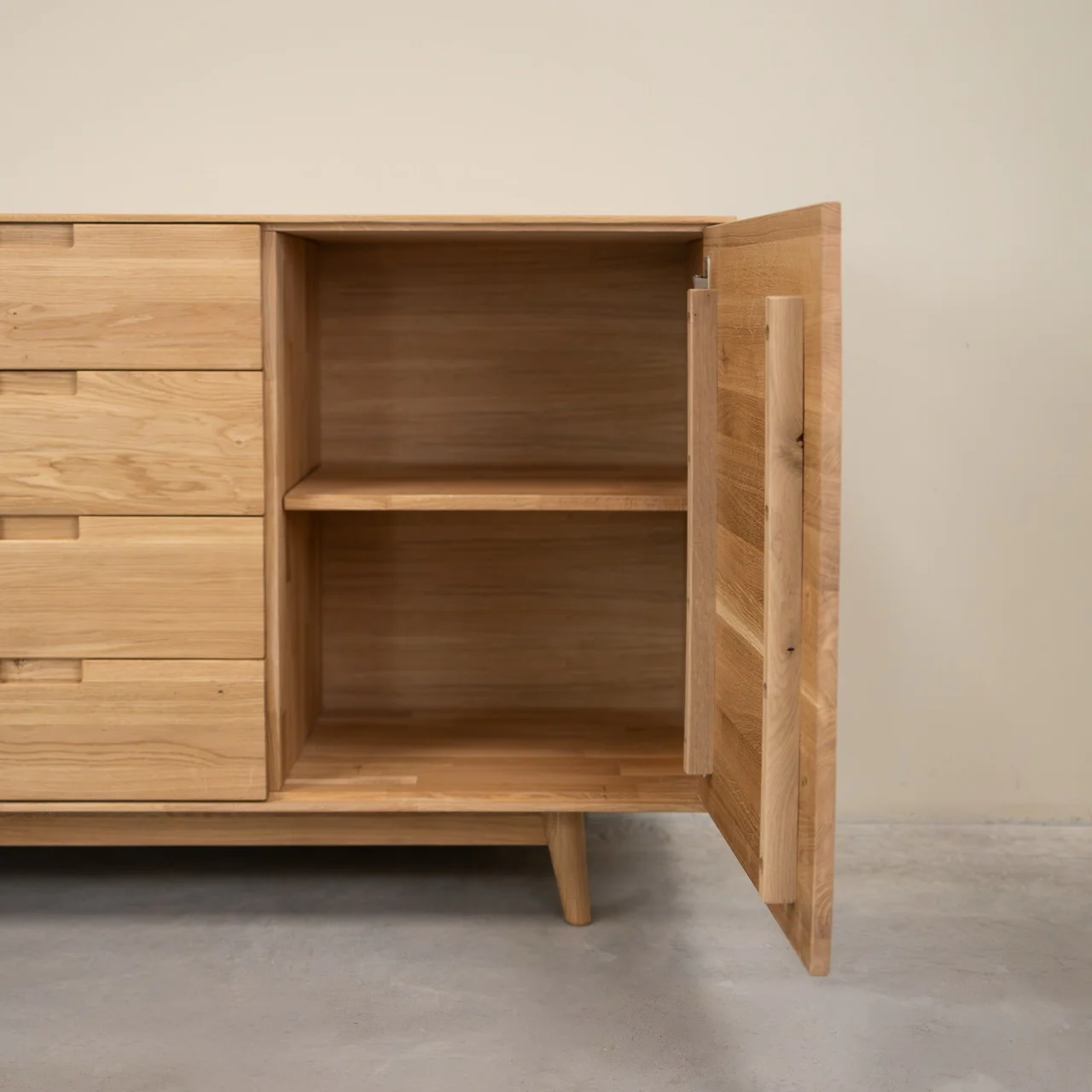 Massief eikenhouten dressoir van Escandi Atelier | NordicStory - Image 4