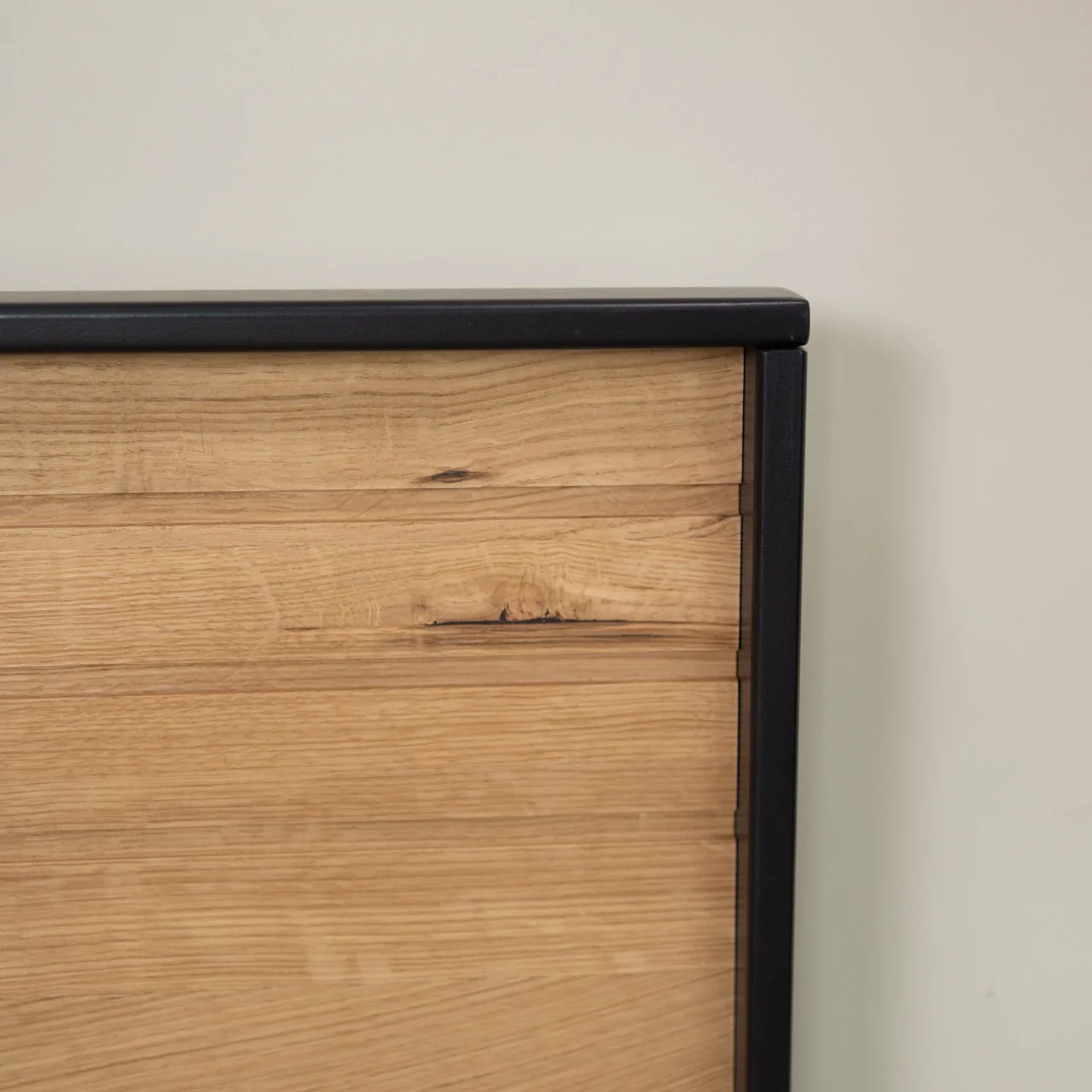 Massief eikenhouten bed Runa | NordicStory - Image 8