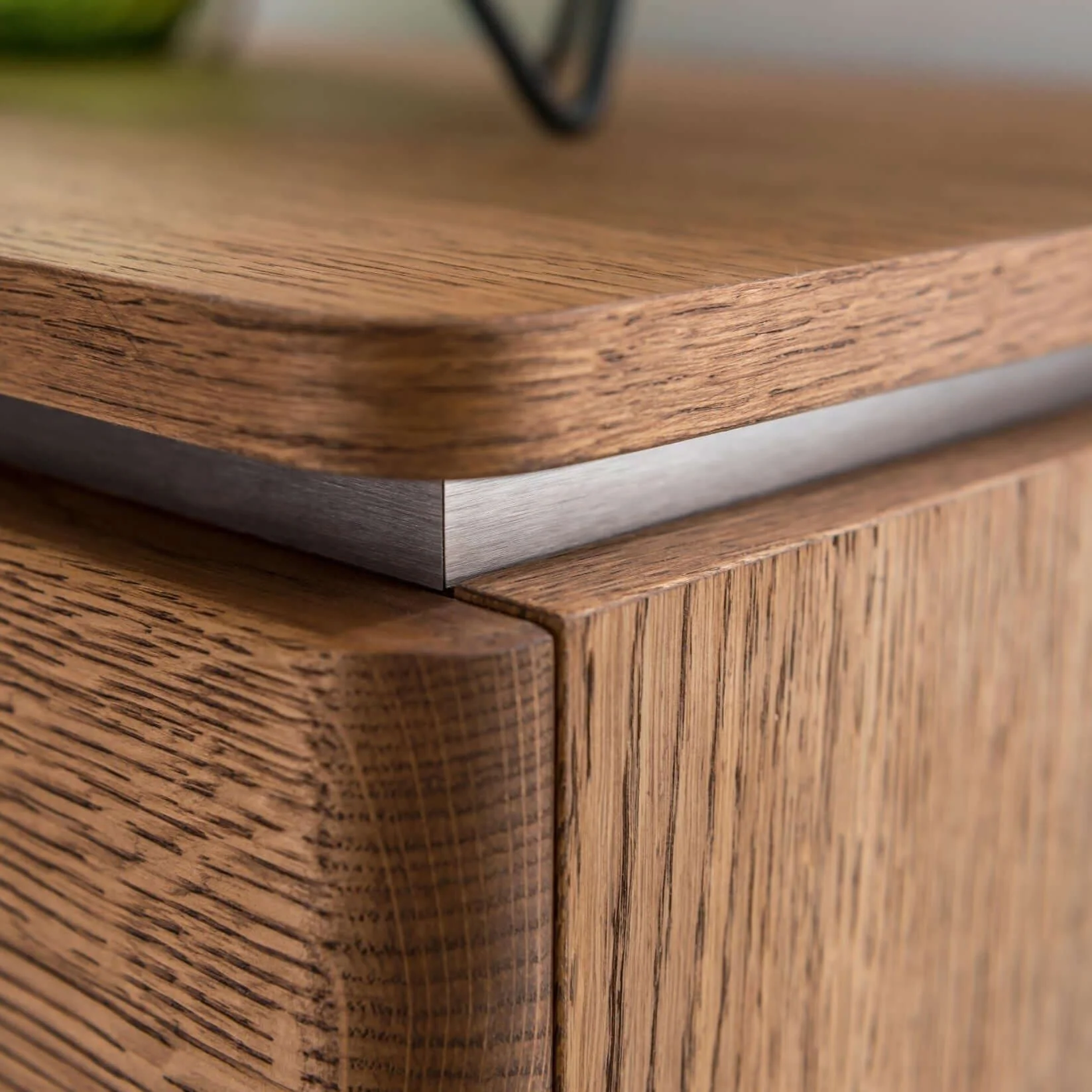 Eikenhouten dressoir MONTENEGRO 47 | LoftStory - Image 4