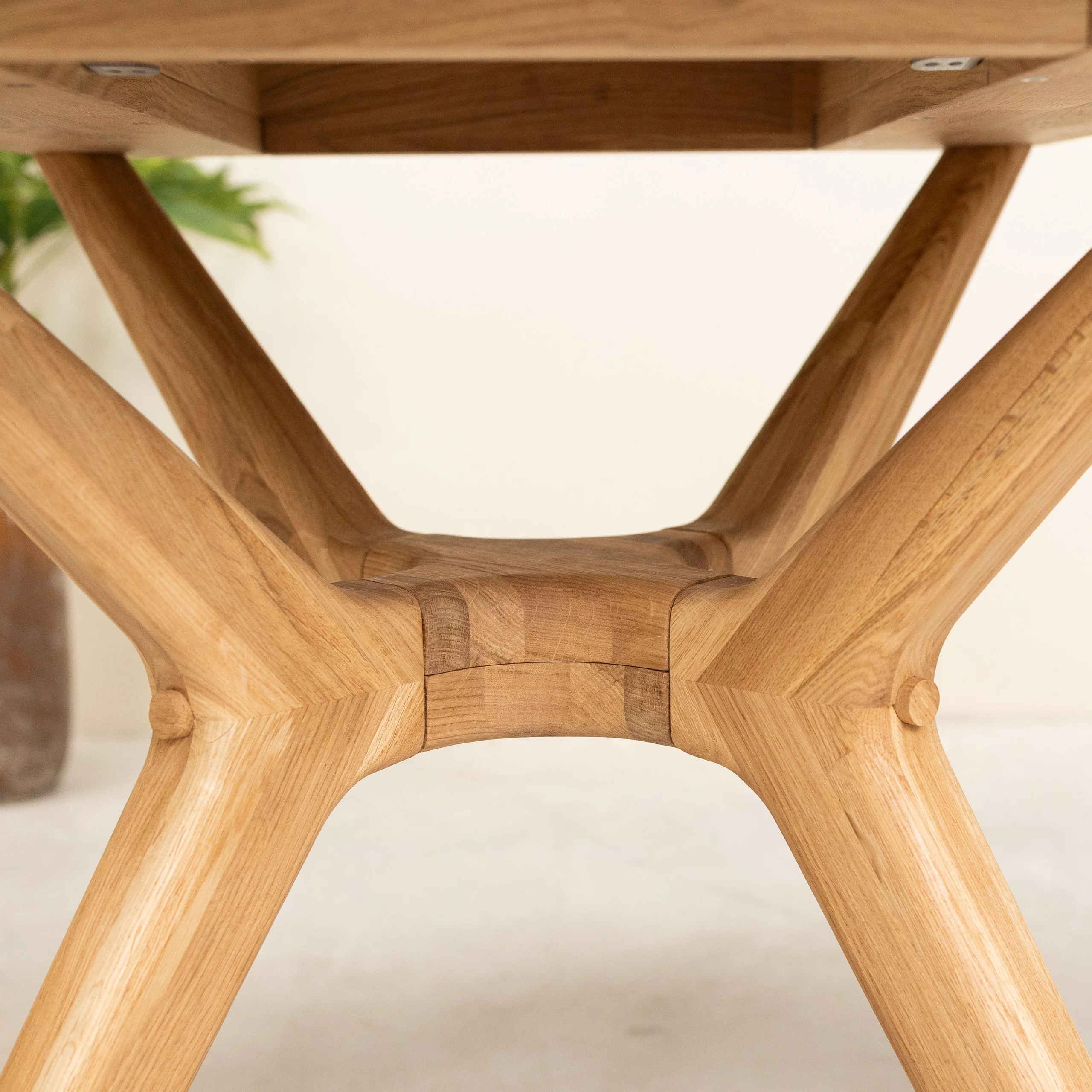 Ronde uitschuifbare eettafel in massief eiken Carmen | NordicStory - Image 12