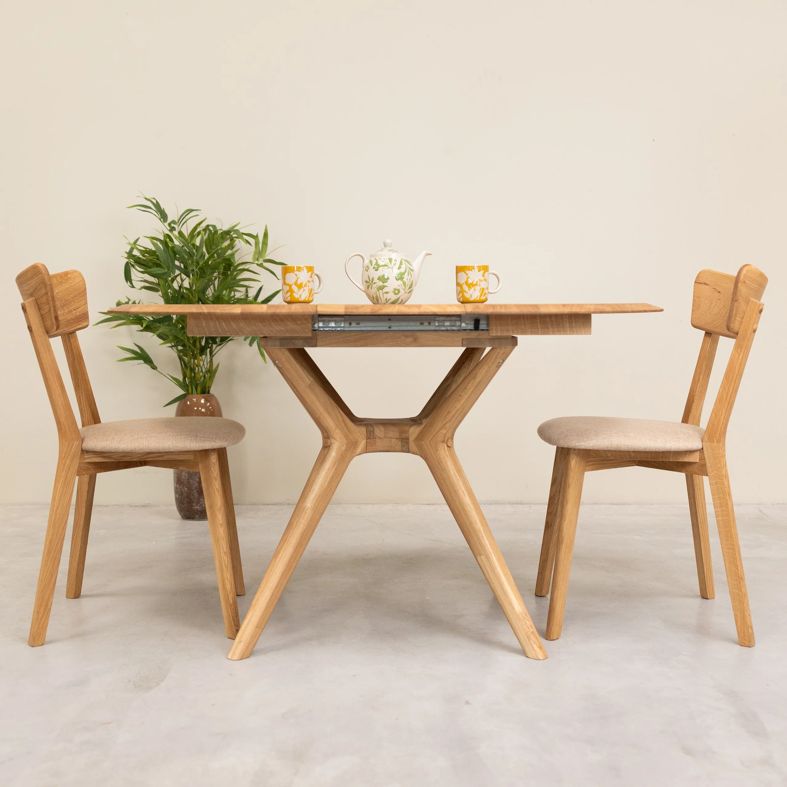 Ronde uitschuifbare eettafel in massief eiken Carmen | NordicStory - Image 6