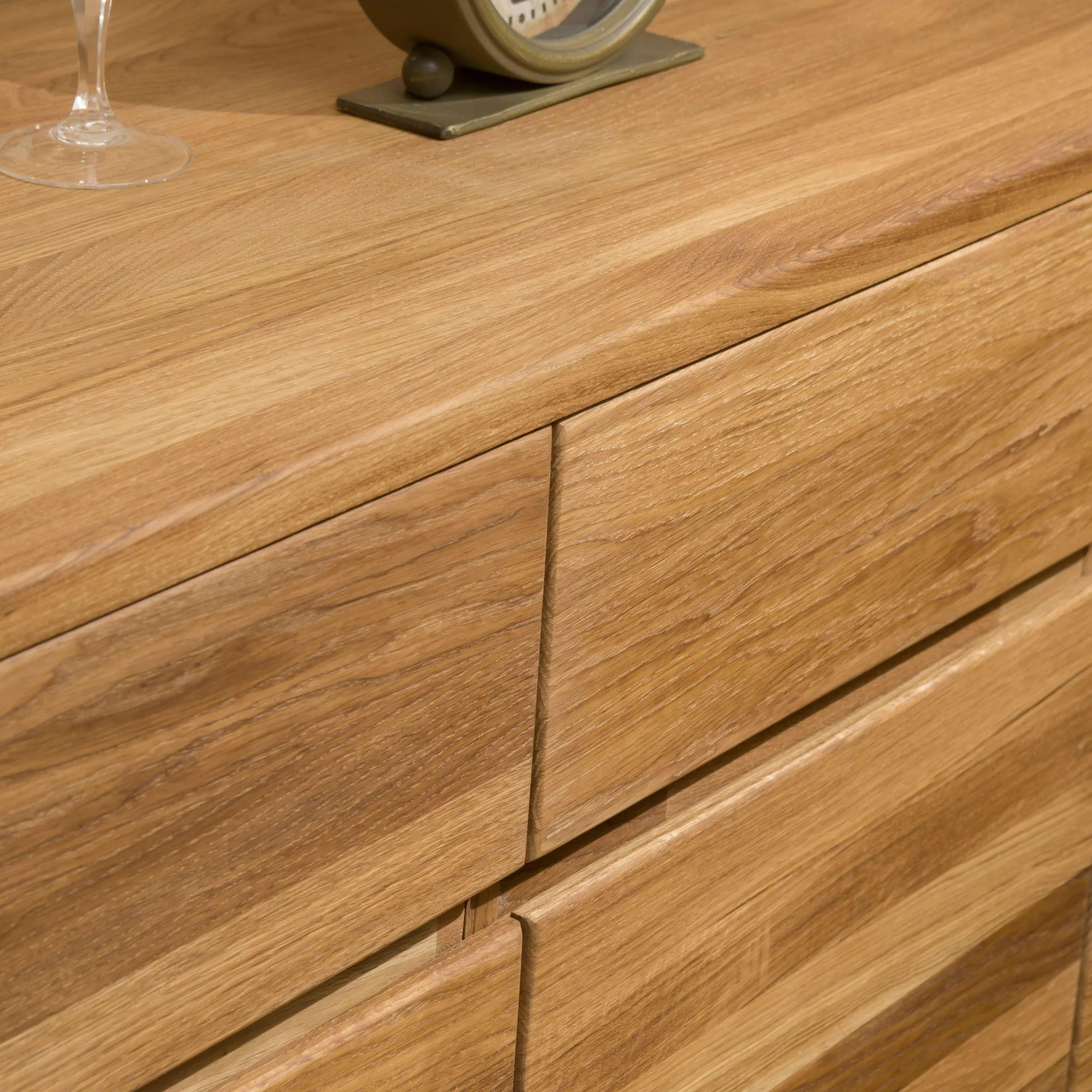 Sideboard Elsa 3 van massief eikenhout | NordicStory - Image 8