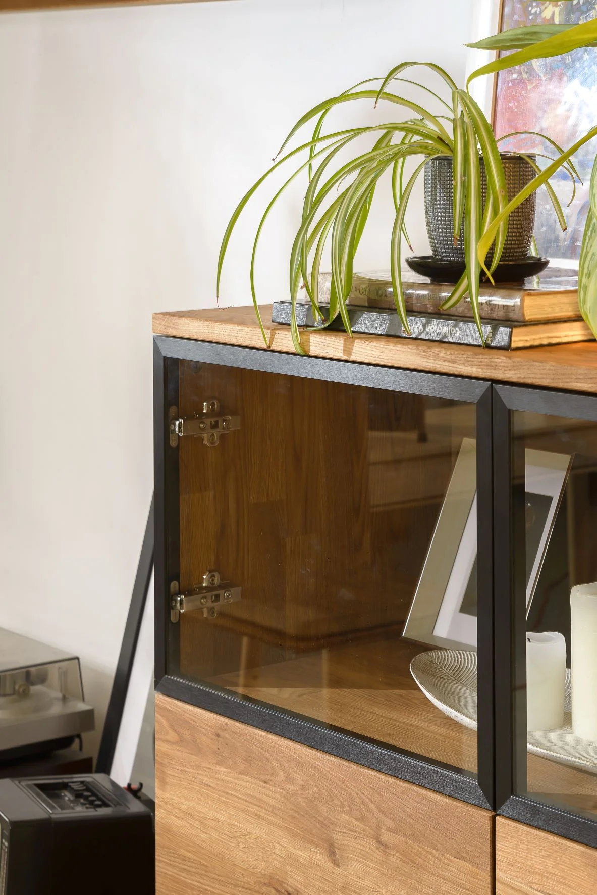 Comfortabele massief eikenhouten dressoir Moritz 1 | NordicStory - Image 4