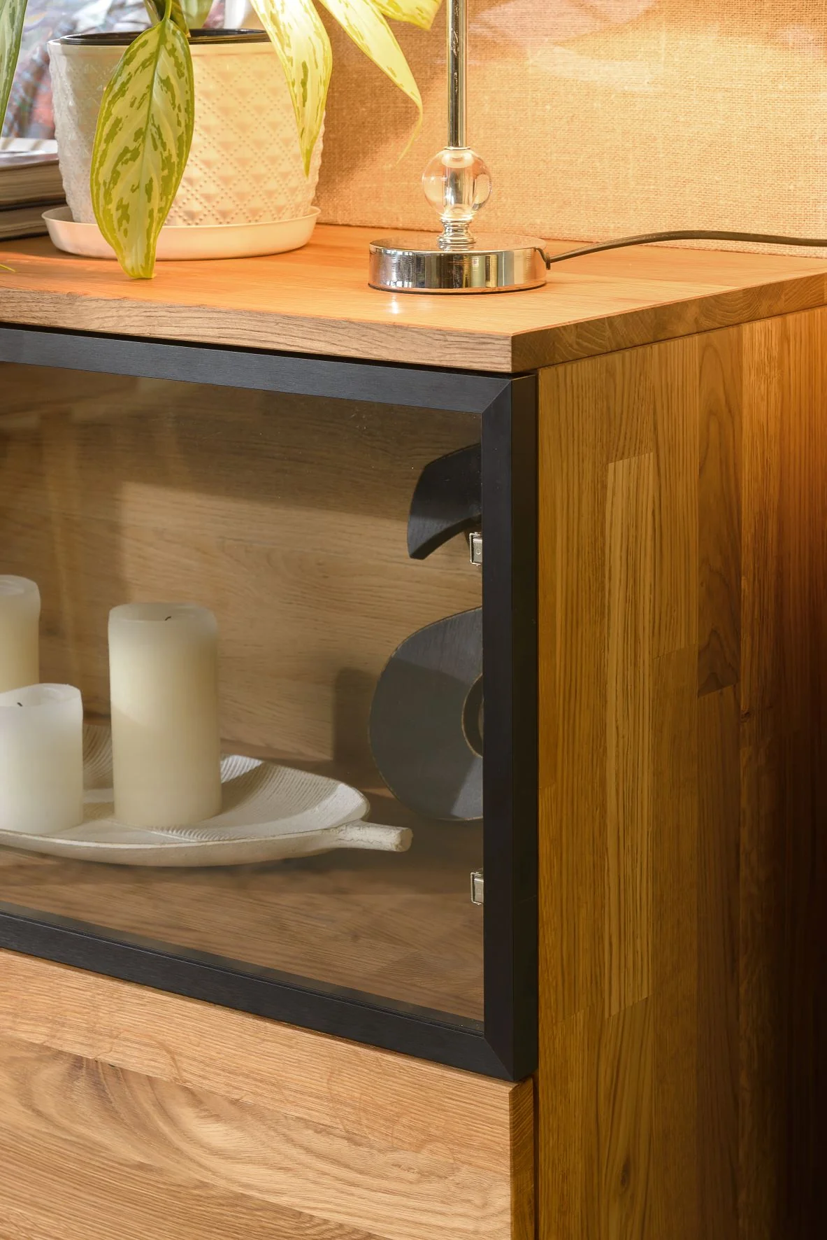Comfortabele massief eikenhouten dressoir Moritz 1 | NordicStory - Image 5