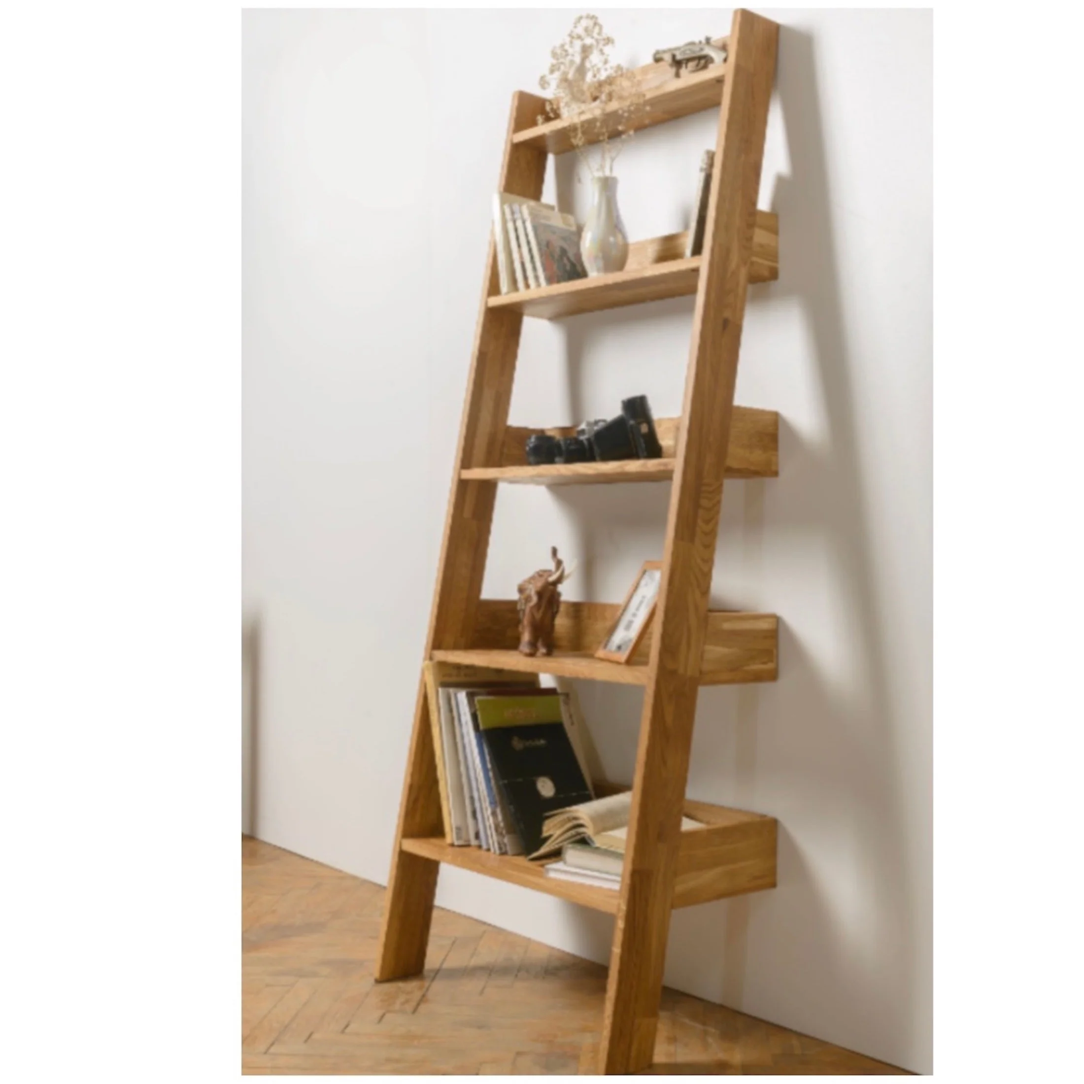 Boekenrek van massief eikenhout Escandi | NordicStory - Image 5