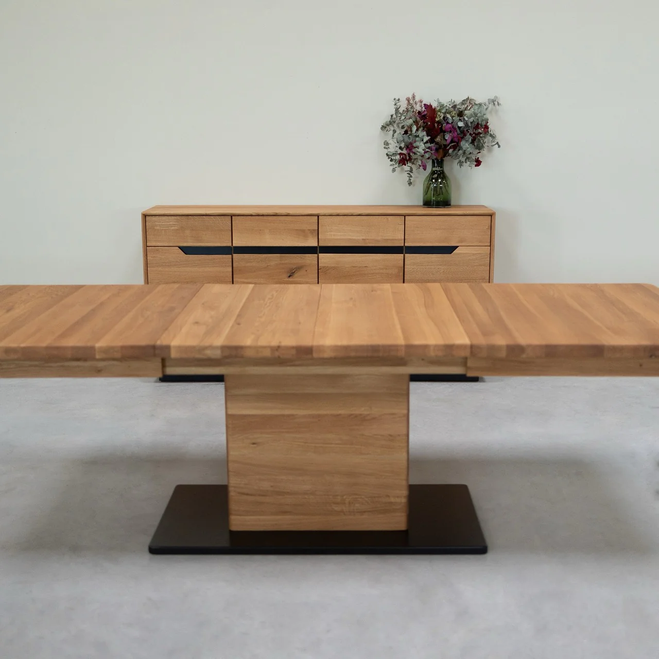 Uitschuifbare eettafel van massief eikenhout Bremen | NordicStory - Image 16
