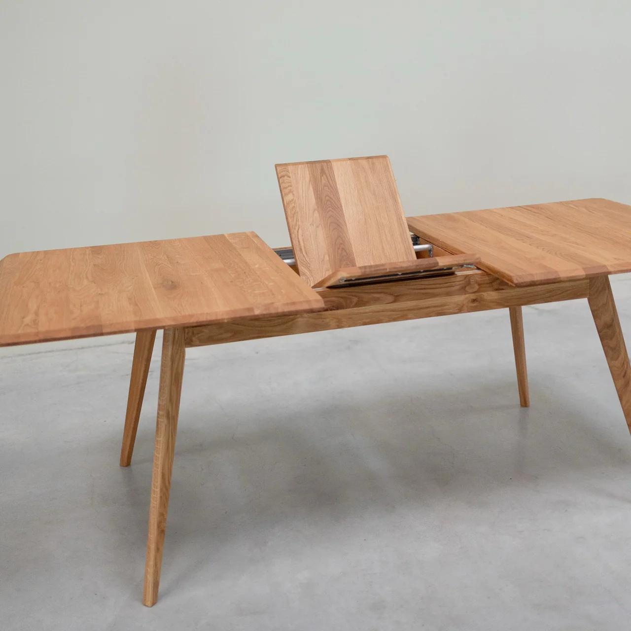 Uitschuifbare eettafel van massief eikenhout Geneva | NordicStory - Image 7