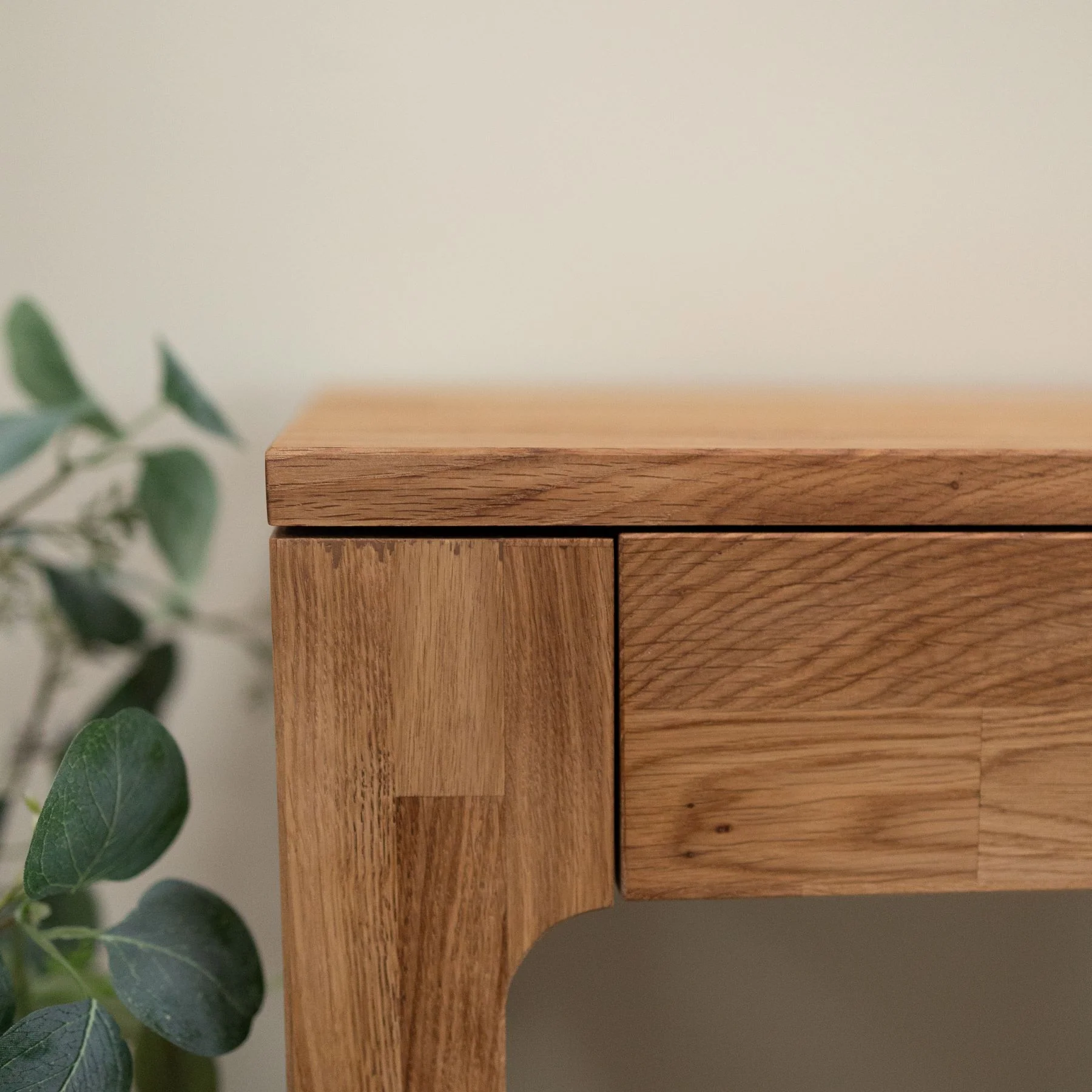 Axel I massief eikenhouten bureau | NordicStory - Image 8