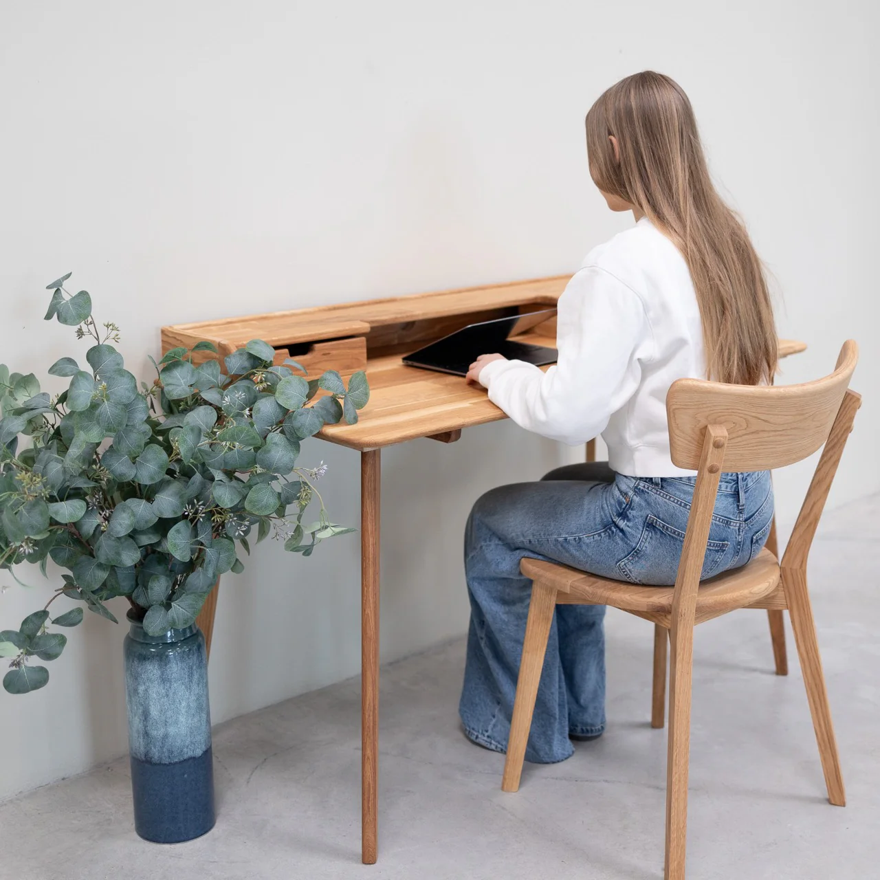 Ana massief eikenhouten bureau | NordicStory - Image 8