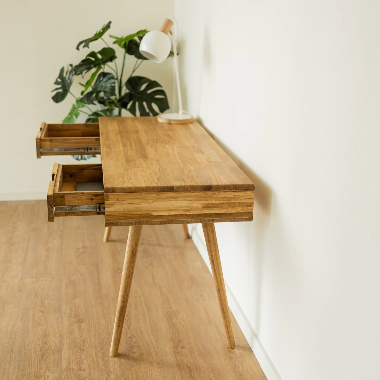Escandi 5 massief eikenhouten bureau | NordicStory - Image 11