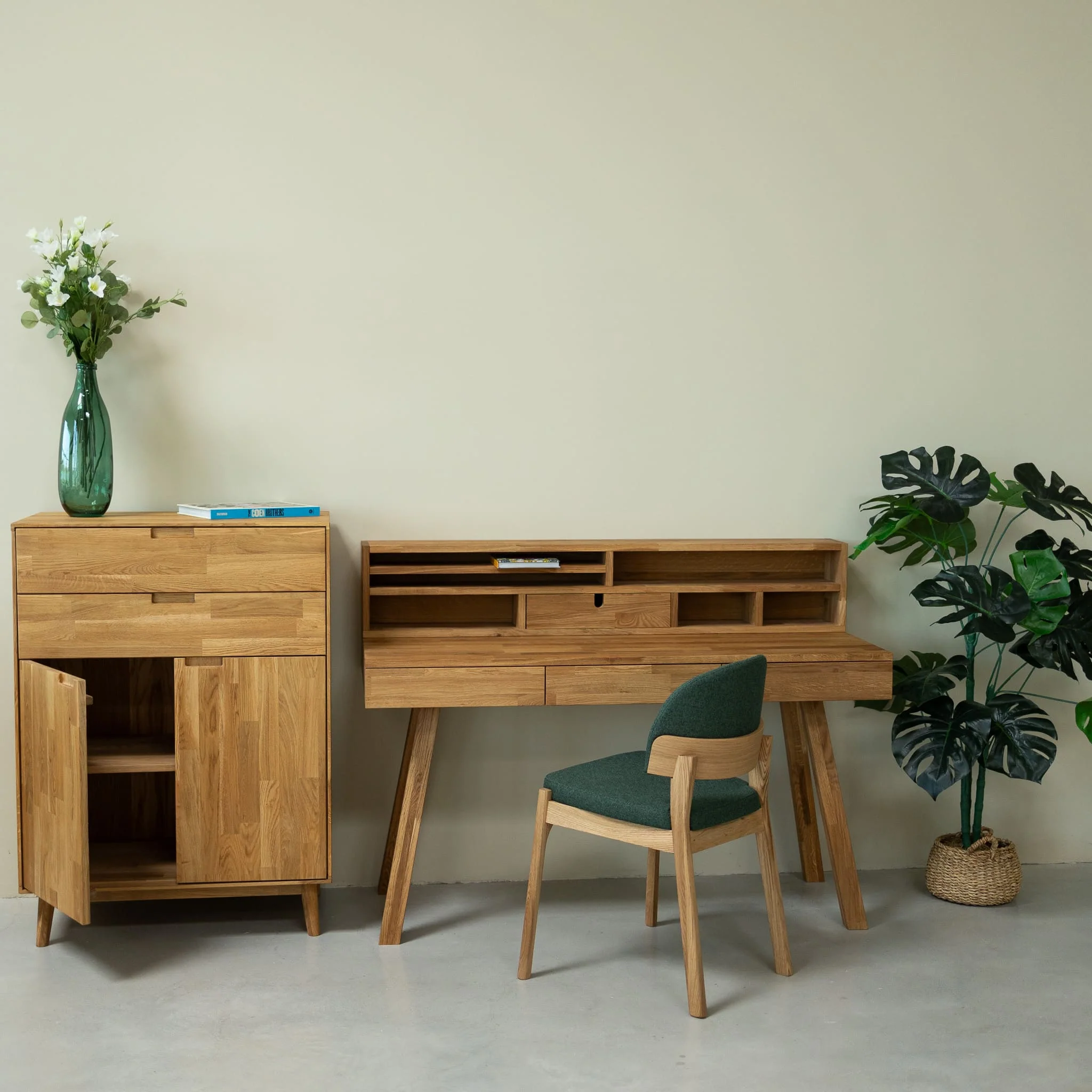 Einstein 2 massief eikenhouten bureau met zwevend boekenrek | NordicStory - Image 4