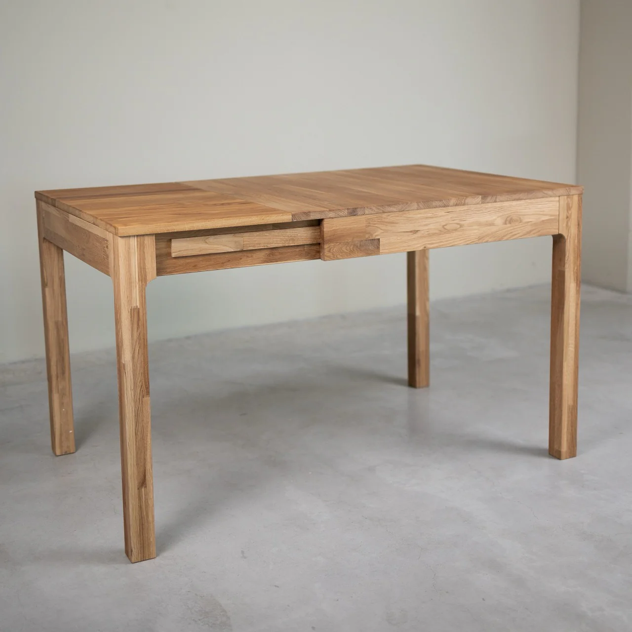 Uitschuifbare eettafel in massief eiken Marsi | NordicStory - Image 7