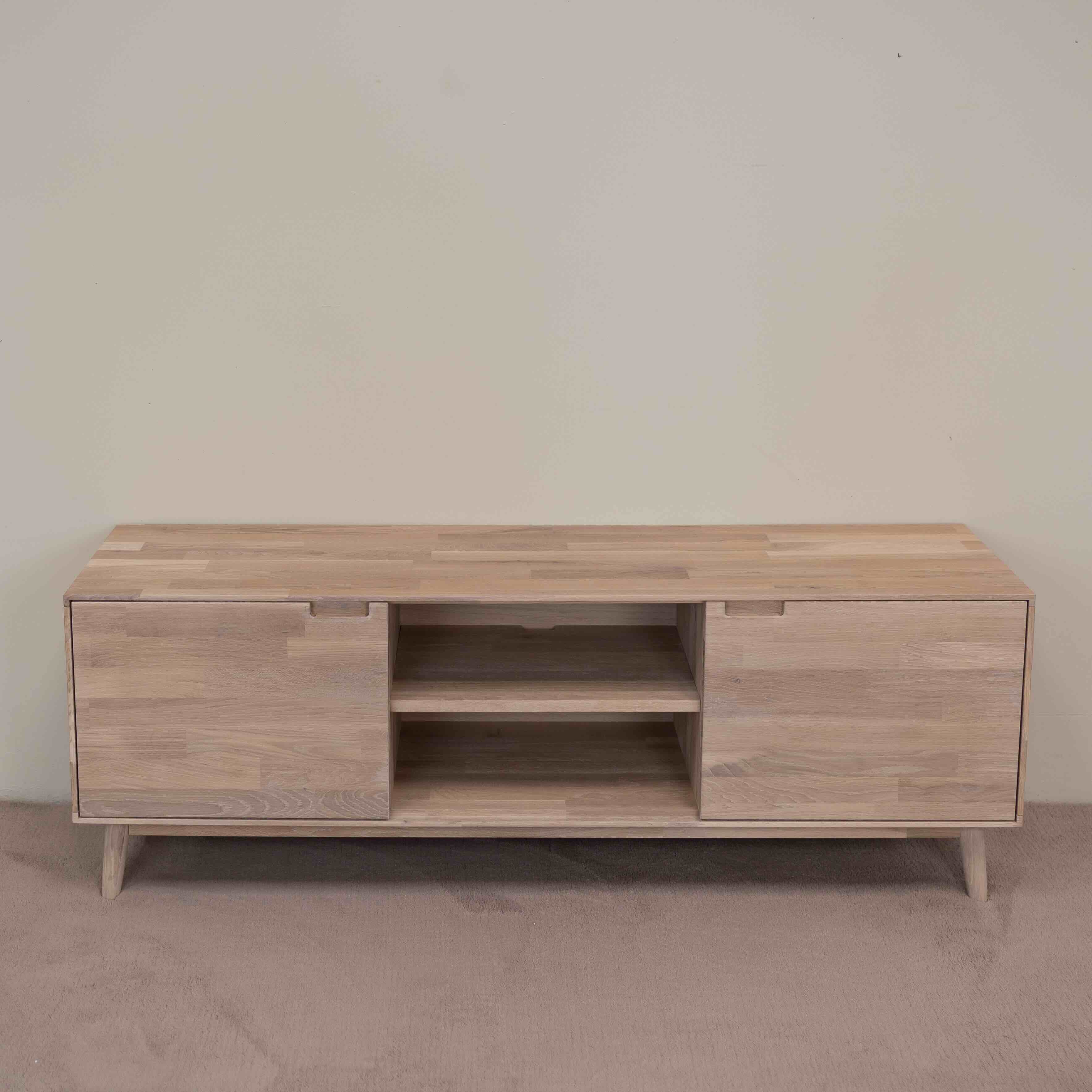 Eiken TV-meubel Escandi | NordicStory - Image 6