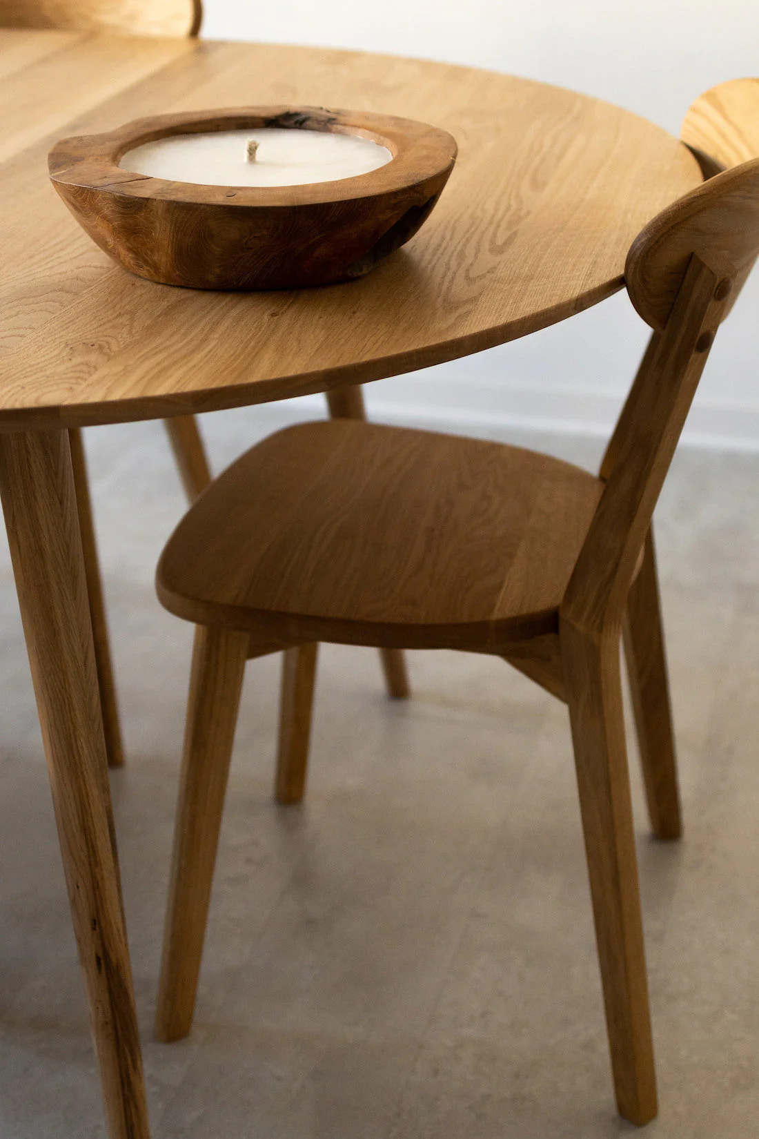 Set van 2 of 4 massief eiken eetkamerstoelen Isku | NordicStory - Image 6
