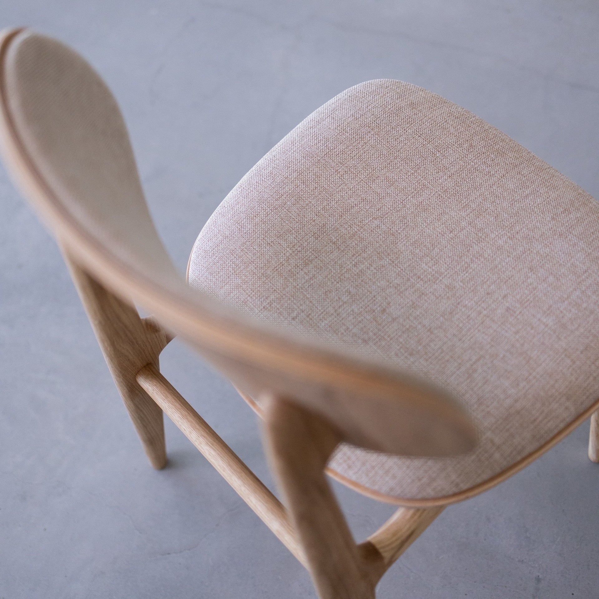 Set van 2 of 4 Varde eetkamerstoelen, frame massief eiken, bekleding | NordicStory - Image 6