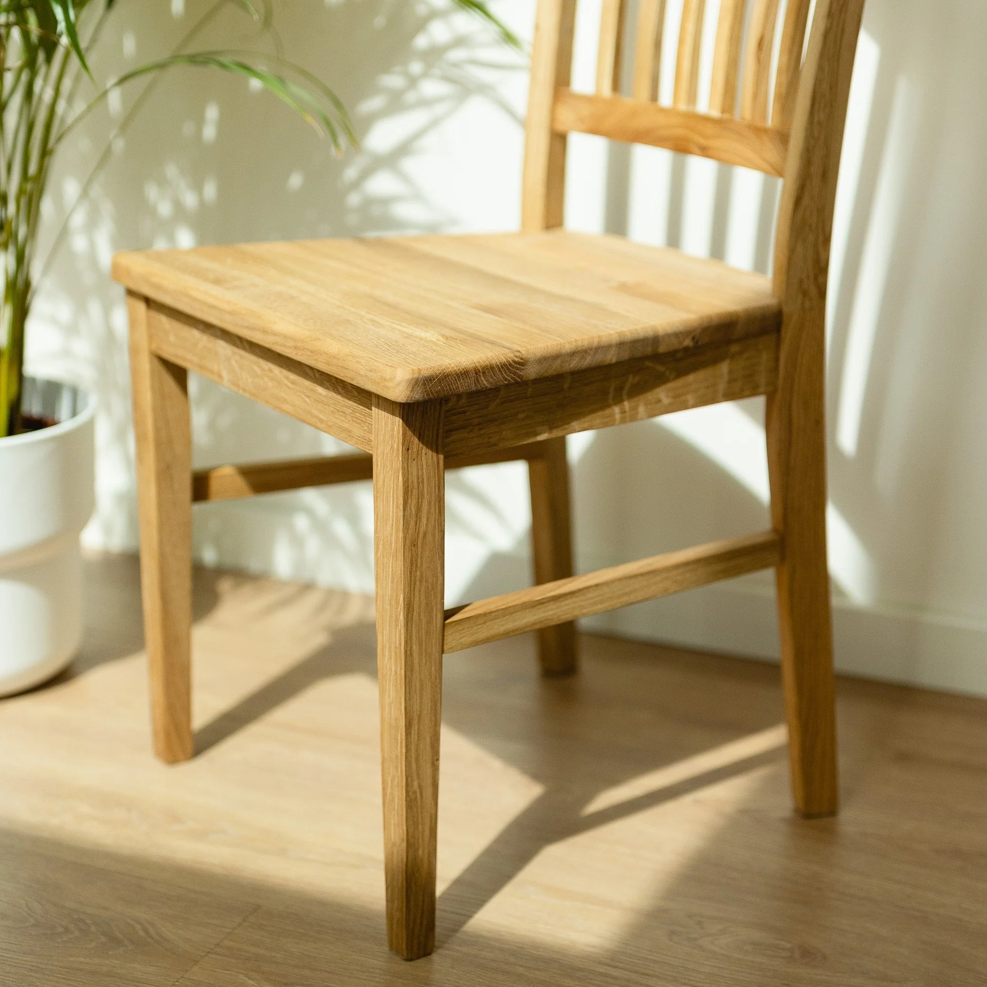 Set van 2 of 4 massief eikenhouten eetkamerstoelen in Provençaalse stijl | NordicStory - Image 5