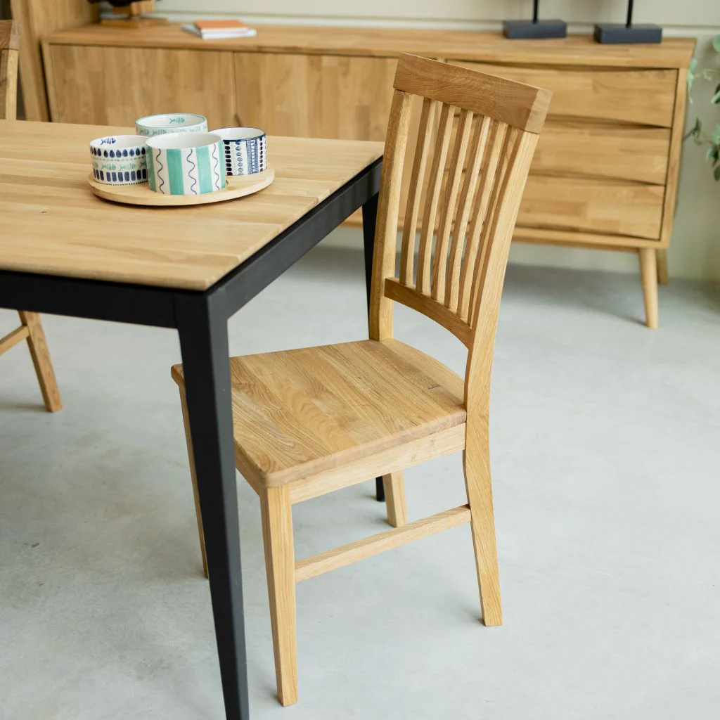 Set van 2 of 4 massief eikenhouten eetkamerstoelen in Provençaalse stijl | NordicStory - Image 9