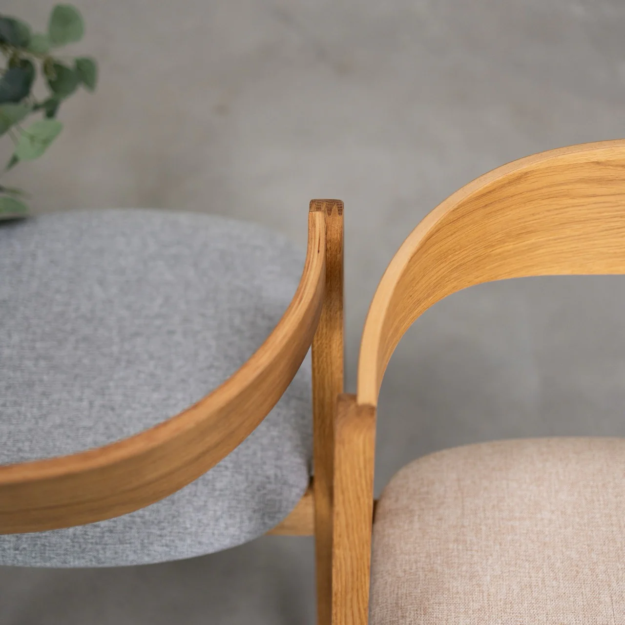 Set van 2 of 4 Oscar-eetkamerstoelen van massief eikenhout, gestoffeerd | NordicStory - Image 6
