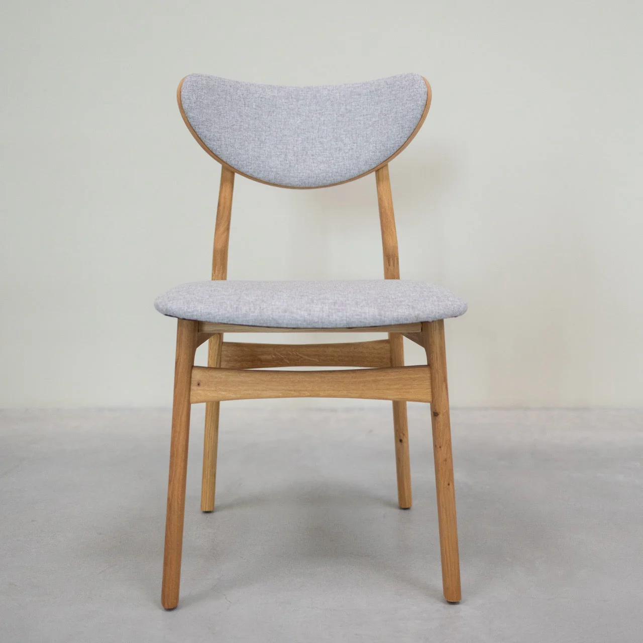 Set van 2 of 4 Maxwell-eetkamerstoelen van massief eikenhout, gestoffeerd | NordicStory - Image 12