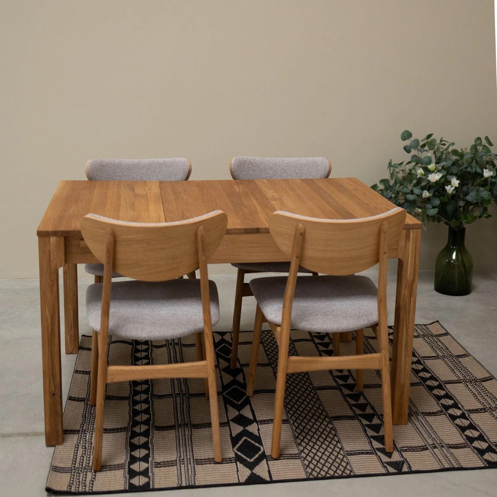 Set van 2 of 4 Maxwell-eetkamerstoelen van massief eikenhout, gestoffeerd | NordicStory - Image 3